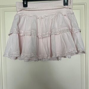 Aritzia Sunday Best tiered pink Confection Skirt. Medium-NEVER WORN